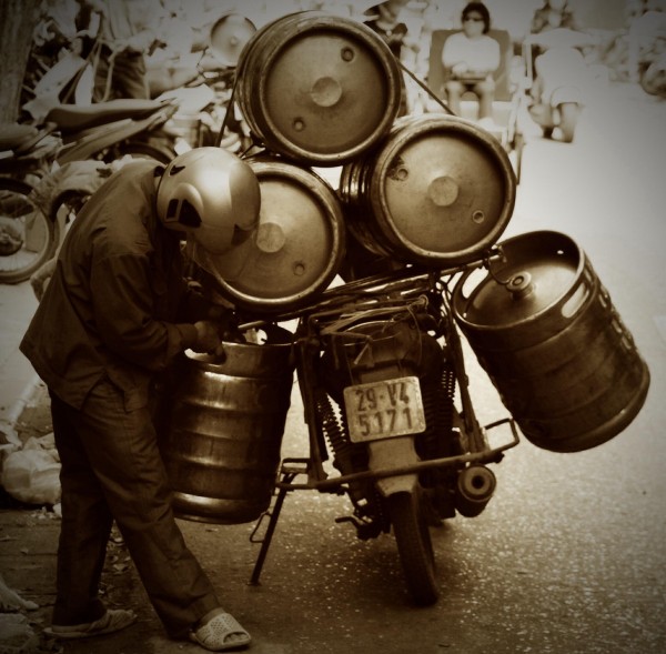 5 kegs and counting on one scooter.