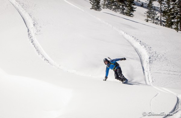 Ryan Sarka laying down the knuckle marks.  Literally.